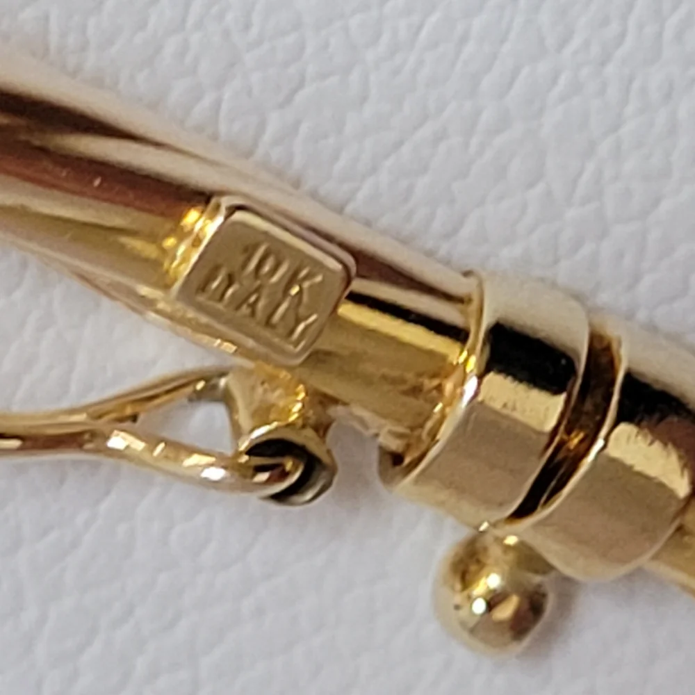 10k Solid Gold Twisted Bracelet. Made In Italy. - Picture 7 of 9
